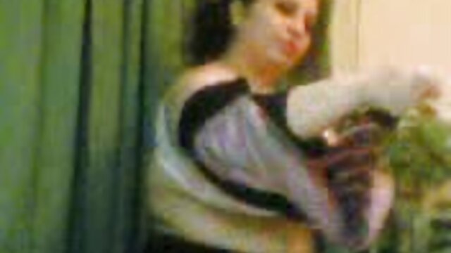 Leçon de pipe chaude porno femme garçon par mature.