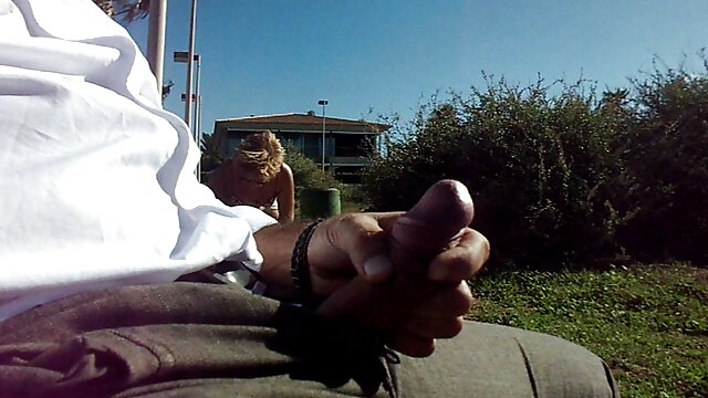 Plantureuse webcam porno femme avec garçon fille