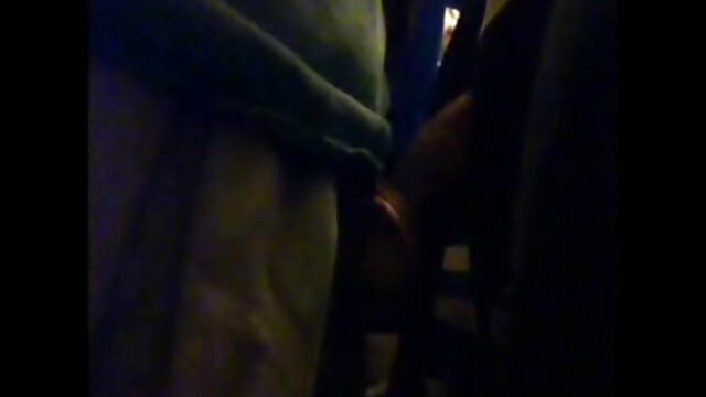 Masturber la porn garçon chatte poilue