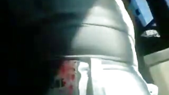 Titty putain 2 porno garson