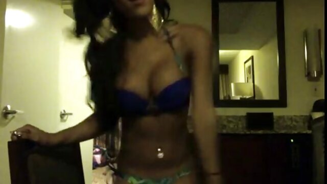 chaturbate jeune garcon xxx cam faciale mignonne blonde ameteur baise