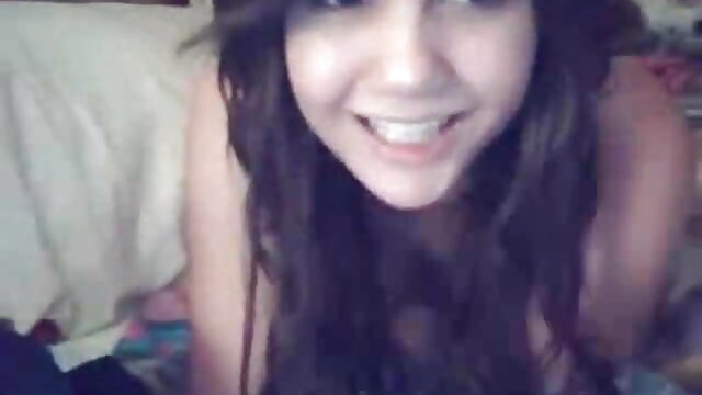 Teen Isabella prend 3 grosses charges porno femme et garçon de sperme