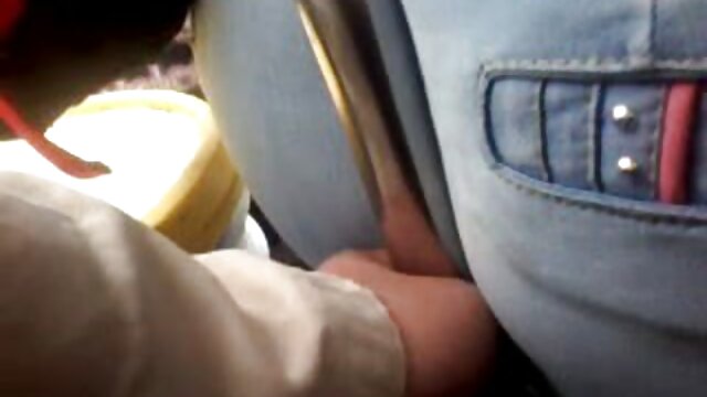 Cindy Destroy Smartass Guy - Coups de pied douloureux en porno pour garçon plein visage