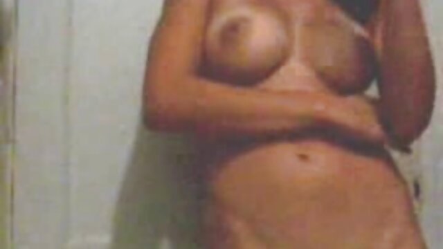 Mamma e Figlia sex maman et son garcon scopate alla CentoXCento
