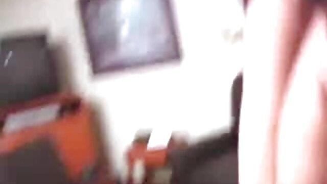 Effacez une grosse charge pour que je puisse vous la nourrir CEI sex gay garcon